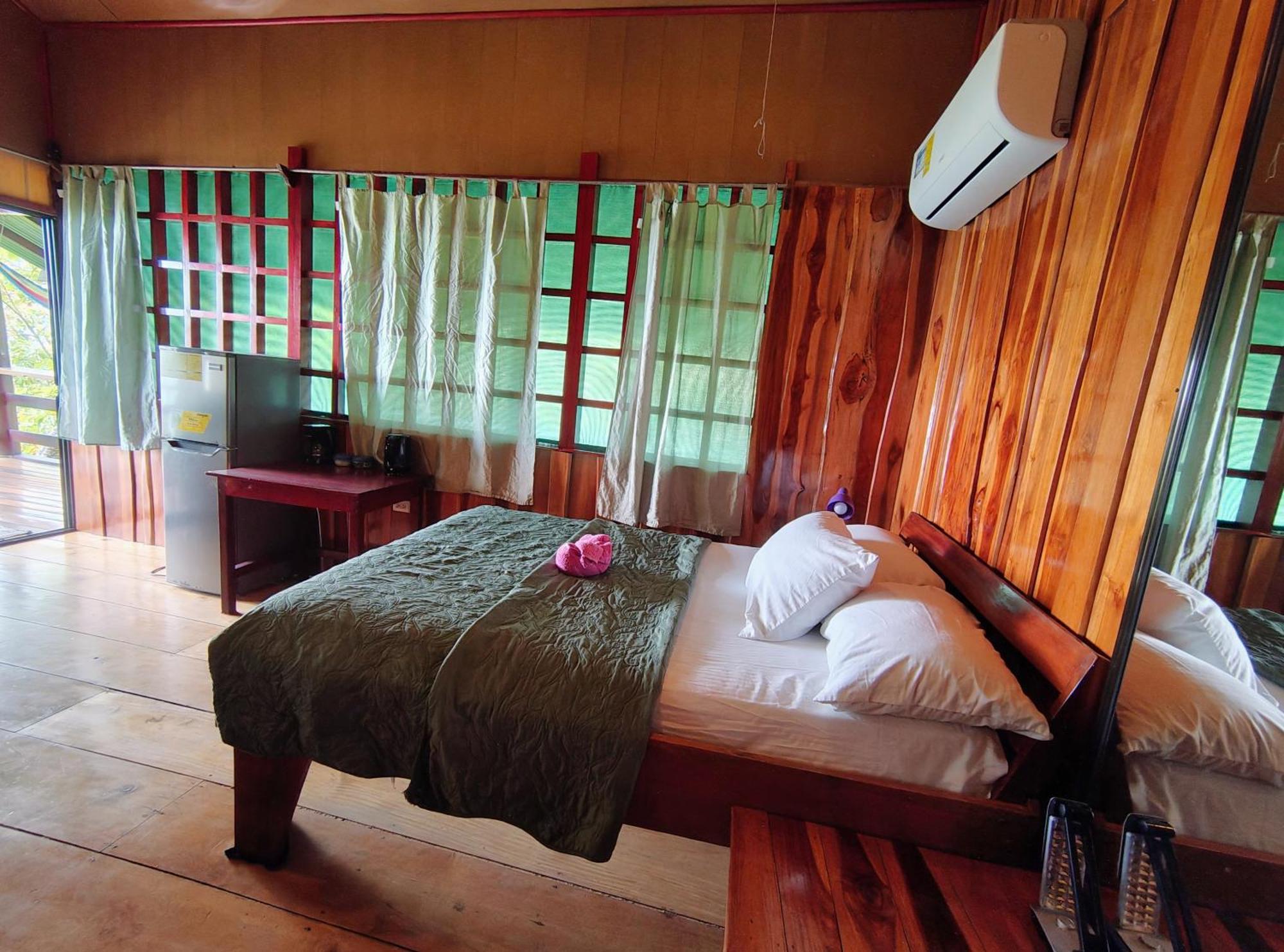 Corcovado The Monkey Trail Hotel Drakes Bay Exterior foto
